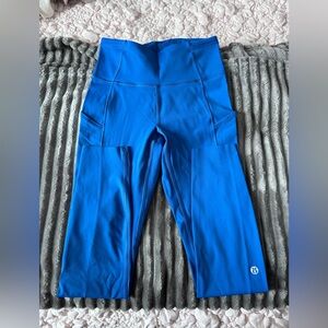 Lululemon Blue Leggings, barely worn, size 4